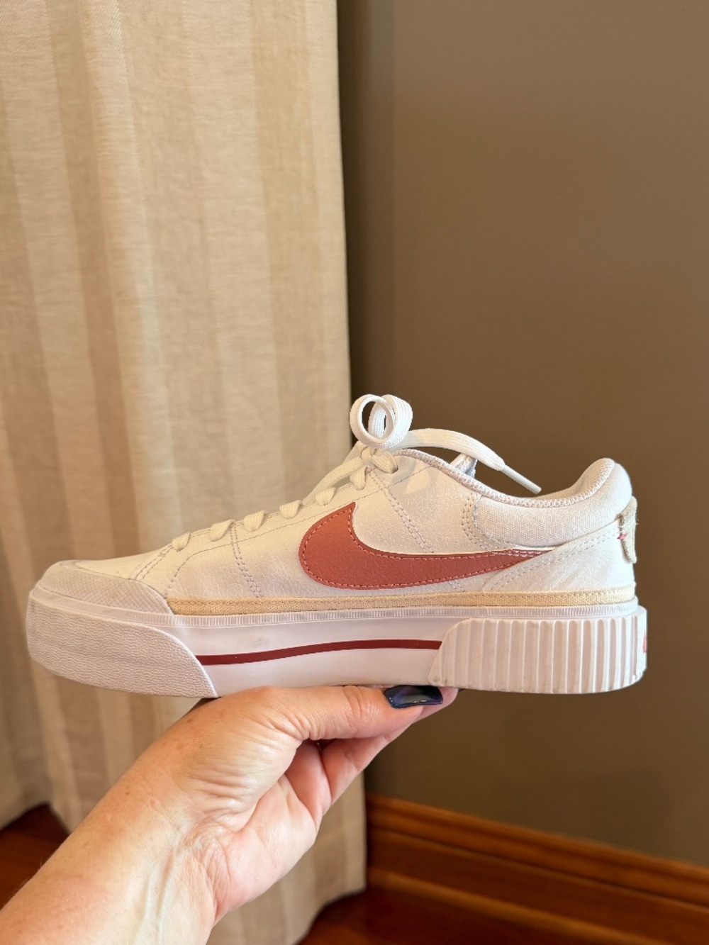 Nike Court Legacy Lift Women's Sneakers White/Red Stardust-Guava, Size 8 - Picture 2 of 10